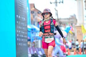 BIB: 5106
                            <button type="button" onclick="openModal(24883980)" class="btn btn-primary btn-sm float-right btn-popup" data-toggle="modal" data-target=".modal-high-quality">
                        <i class="fas fa-shopping-cart"></i> Add to Cart
                    </button>
                                            <button type="button" onclick="isThisMe(24883980, true)" class="btn btn-success btn-sm float-right btn-popup btn-isme hidden" data-toggle="tooltip" data-placement="bottom" title="นี่คือรูปของคุณใช่ไหม คลิกที่นี่เพื่อเอาเข้าอัลบั้ม">
                        <i class="fas fa-plus"></i> Add to album
                    </button>
                    <button type="button" onclick="isThisMe(24883980, false)" class="btn btn-warning btn-sm float-right btn-popup btn-isnotme hidden">
                        <i class="fas fa-ban"></i> Remove from album
                    </button>